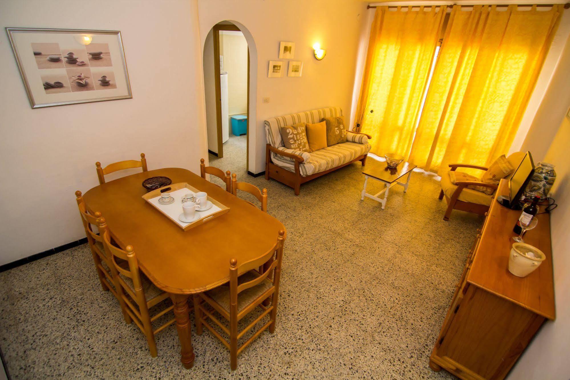 Agi Sant Isidre Apartment Roses Luaran gambar